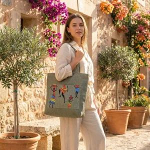 Toprak Rengi Dans Eden Figürlü Cepli Tote Çanta